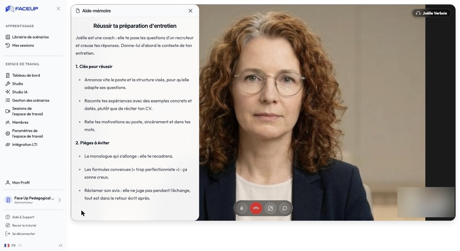 L’aide-mémoire ouvert pendant la conversation